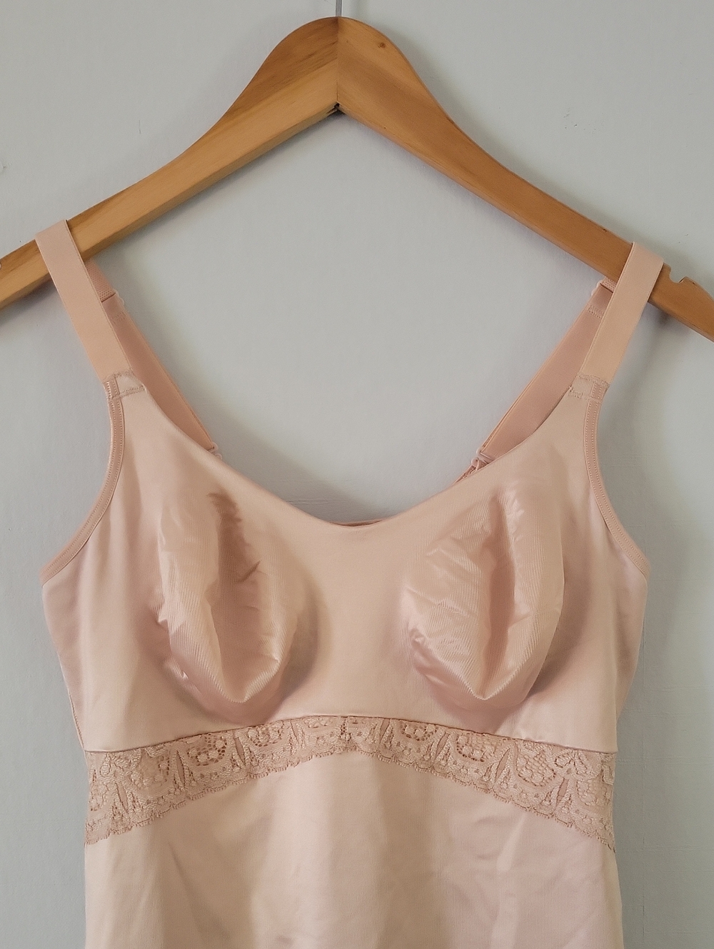 Ruby Ribbon Nude Shaping Camisole with Lace Band Size 38 - Picture 2 of 6